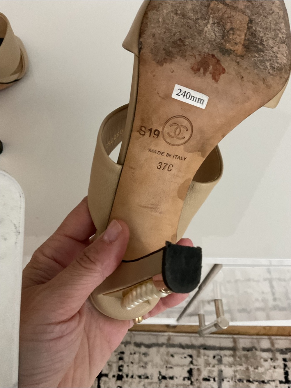 CHANEL Beige and Black Open-Toe Slide Sandals with Pearl-Embellished Heel - Picture 5 of 7
